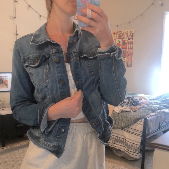 Denim jacket - Picture 2 of 3